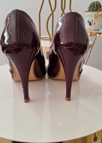 35 Beden Bordo Parlak Stiletto Topuklu Kadın Ayakkabı