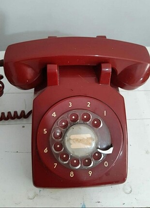 Kırmızı çevirmeli nostalji telefon 