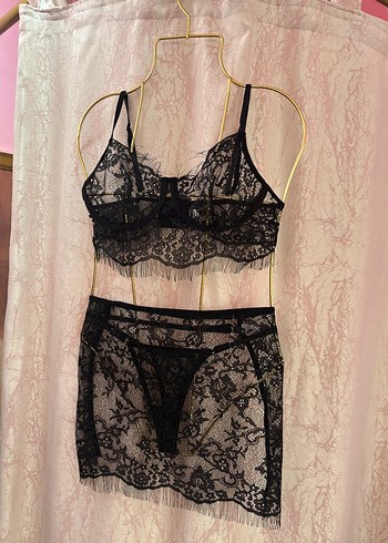 Siyah Nakışlı Gotik Sütyen Takımı - Görsel 7