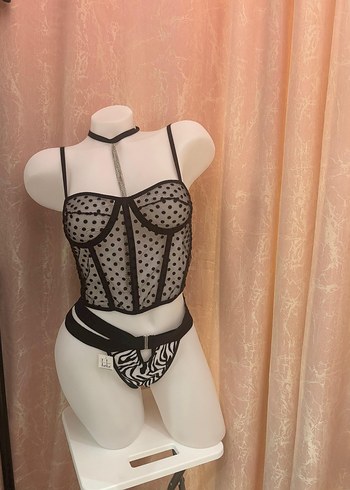 Siyah Puantiyeli Kısa Büstiyer - Görsel 4