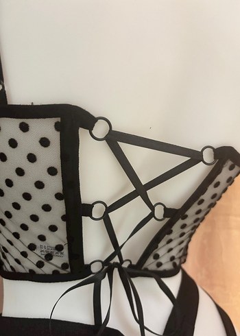 Siyah Puantiyeli Kısa Büstiyer - Görsel 6