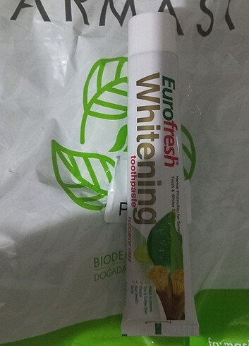 Eurofrwsh whitening diş macunu 