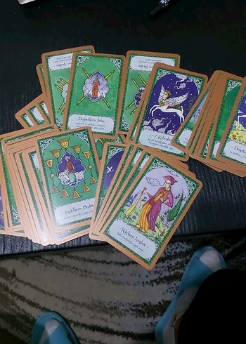 Rumi Tarot Fal ve Astroloji Kitabı - Görsel 3