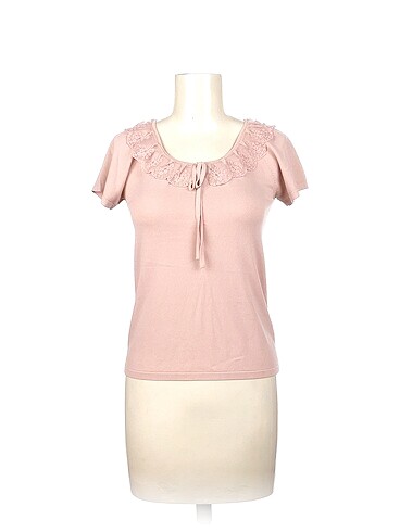 PreLoved T-shirt %70 İndirimli.