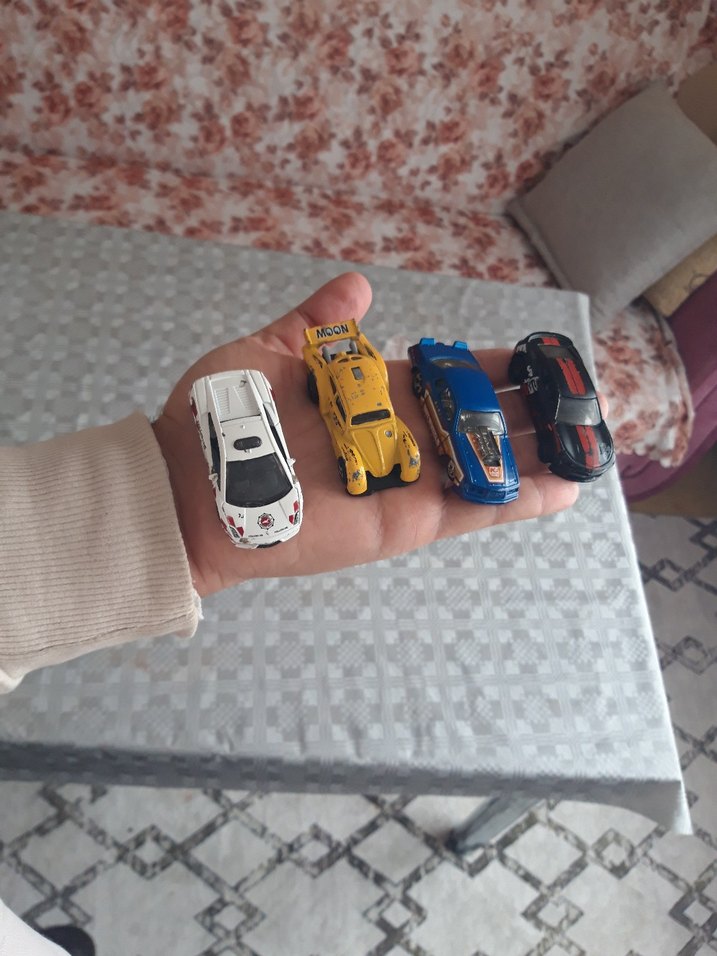 Renkli Metal Oyuncak Araba Seti - Görsel 2