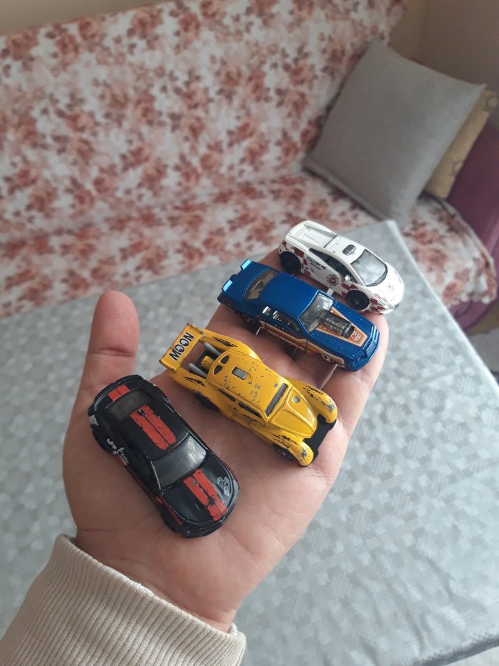 Renkli Metal Oyuncak Araba Seti - Görsel 5