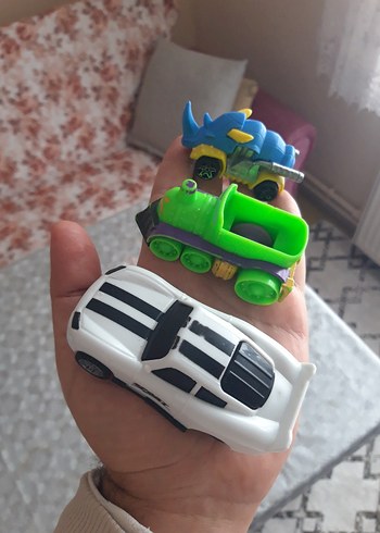 Renkli Oyuncak Araba Seti - Görsel 2