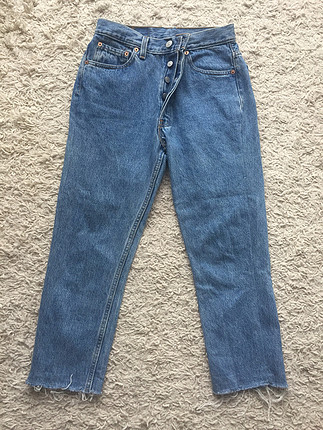 Levis jean