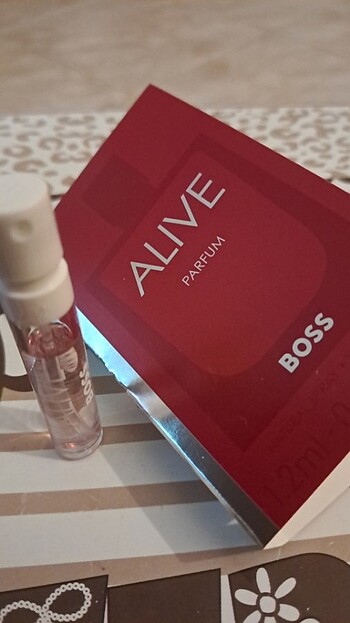 Alive parfüm boss