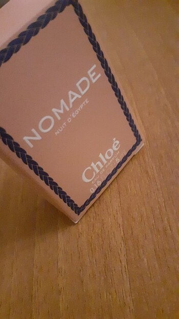 Chloé 1adet 5 ml delux chole nomade nuit d'egypte eaude parfüm fiyatıd