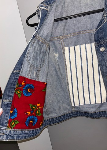 Düğmeli Mavi Kolsuz Denim Ceket - Görsel 4