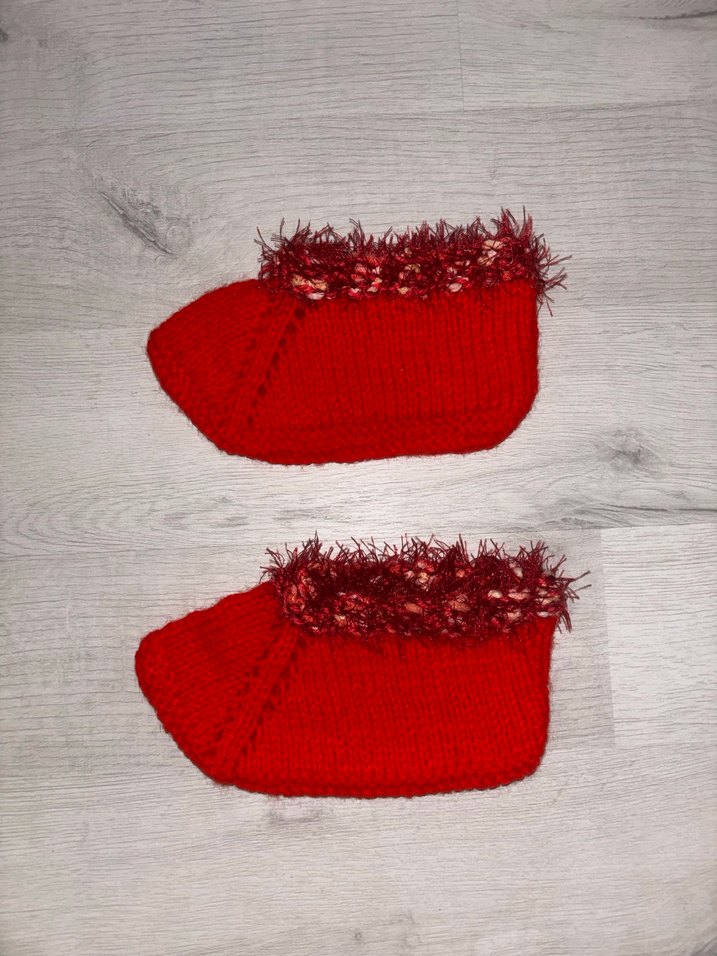 Bebek Kırmızı Örgü Ev Patiği - Görsel 2