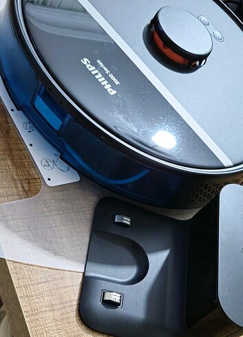 Philips Tertemiz Robot Supurge