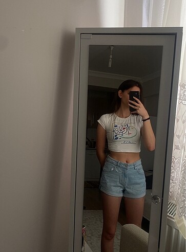 36 Beden mavi Renk bershka kot şort