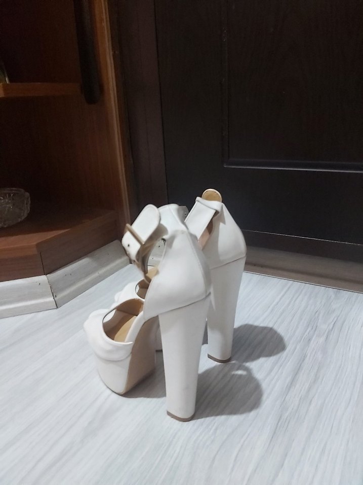 Kadın Beyaz Platform Topuklu Ayakkabı - Görsel 2