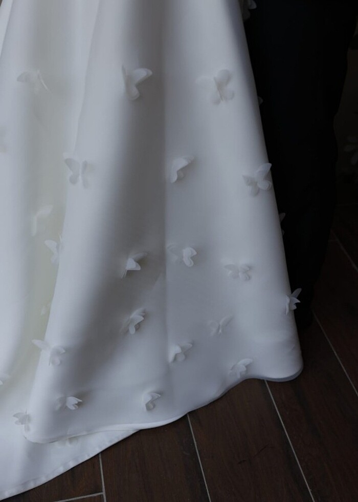 House of zarif Ahsen Alemdar kelebek gelinlik modeli - Görsel 4