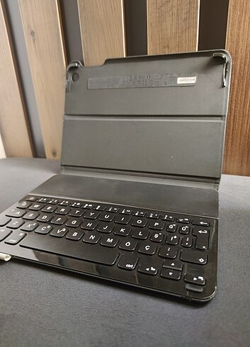 Logitech iPad bluetooth klavye