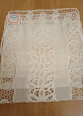 İşlemeli Bohem Beyaz Masa Örtüsü - Görsel 3