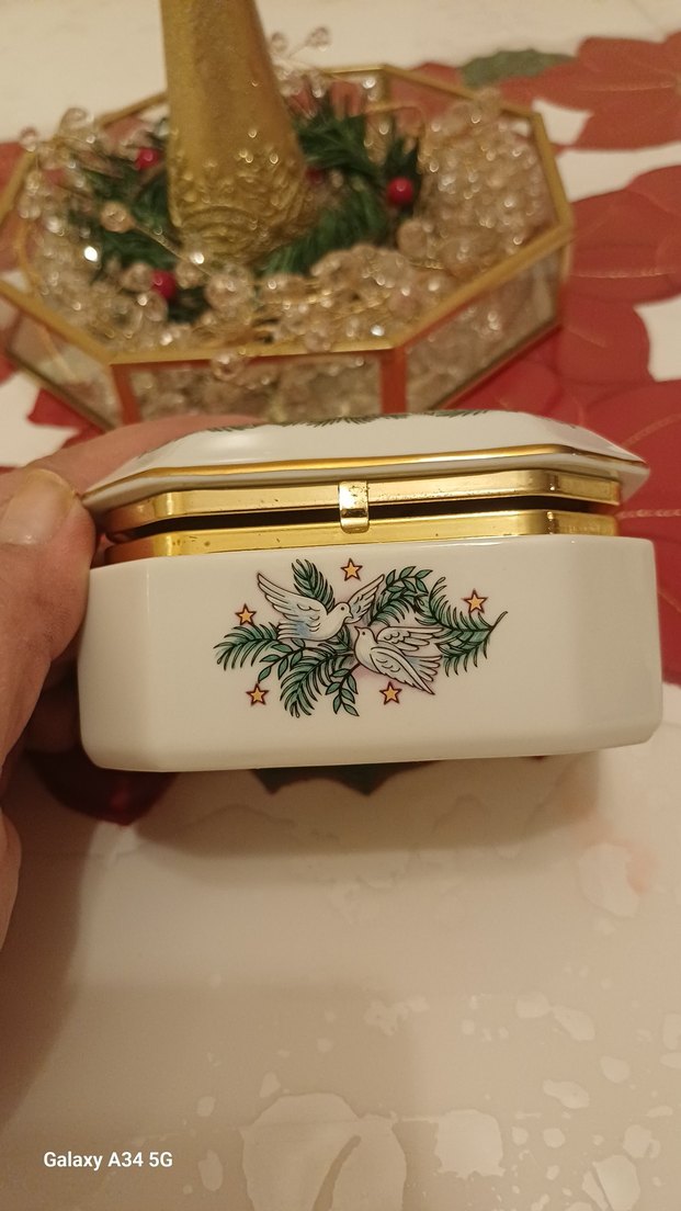 Dekoratif Müzikli Seramik Kutu - Görsel 2