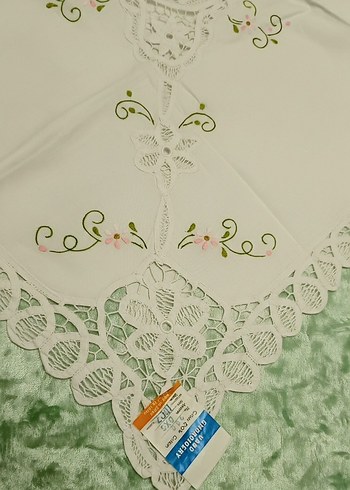 Nakışlı Beyaz Masa Örtüsü Seti - Görsel 4