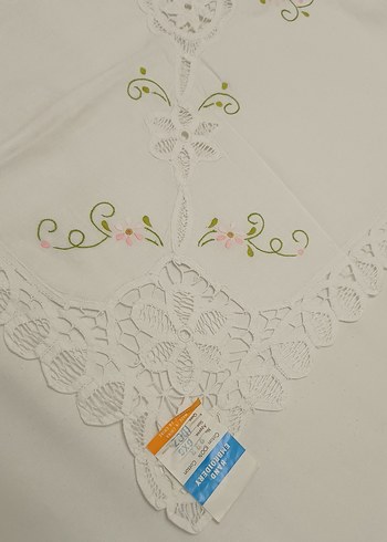 Nakışlı Beyaz Masa Örtüsü Seti - Görsel 6