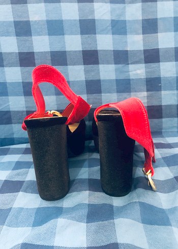 Kırmızı Tokalı Platform Topuklu Kadın Ayakkabı - Görsel 4