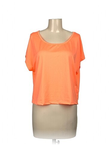 LC Waikiki T-shirt %70 İndirimli.