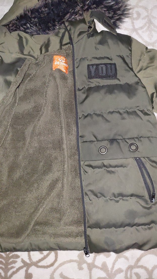 Erkek Çocuk Gri Kürklü Kapüşonlu Mont - Görsel 4