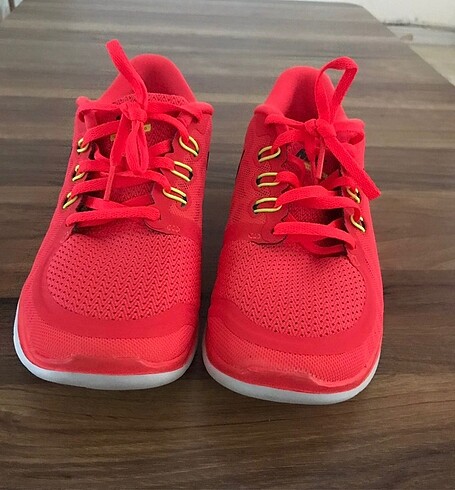 Nike spor ayakkabı