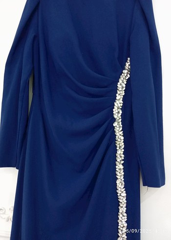 Mavi Uzun Kollu İşlemeli Abiye Elbise. - Görsel 2