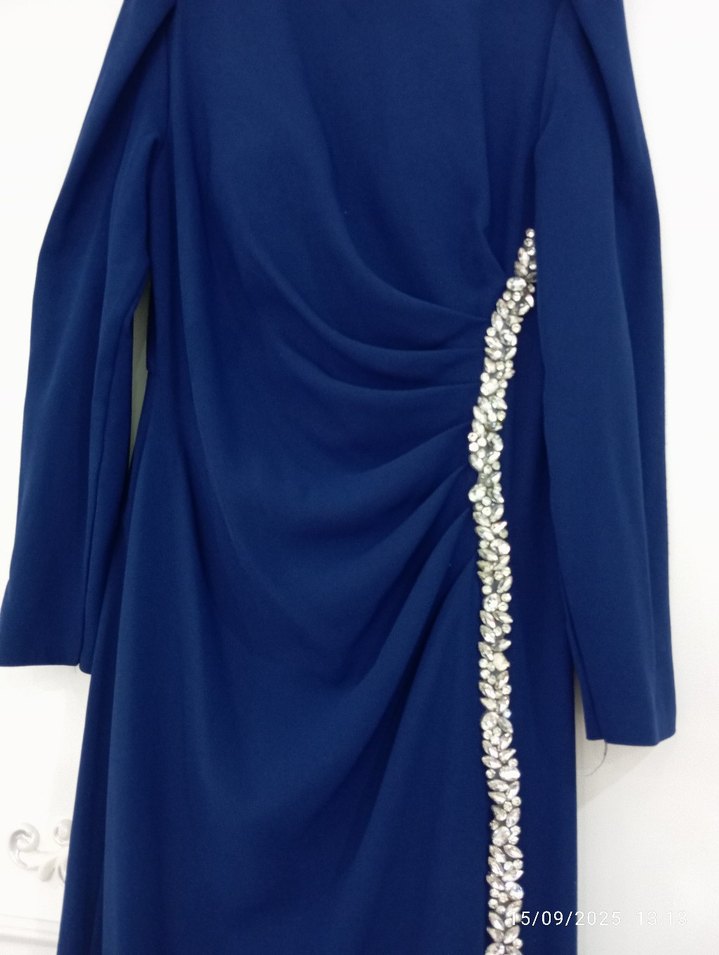 Mavi Uzun Kollu İşlemeli Abiye Elbise. - Görsel 2