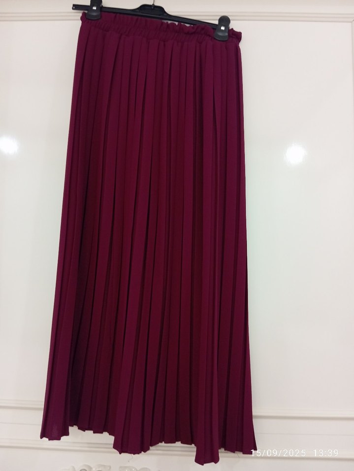 Mürdüm renk etiketli takım - Görsel 2