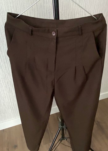 Düğmeli Kahverengi Midi Kumaş Pantolon