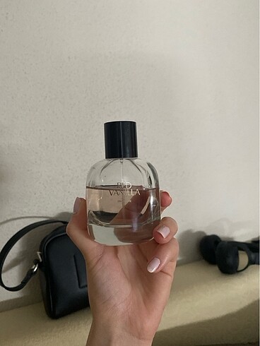 Zara Red Vanılla