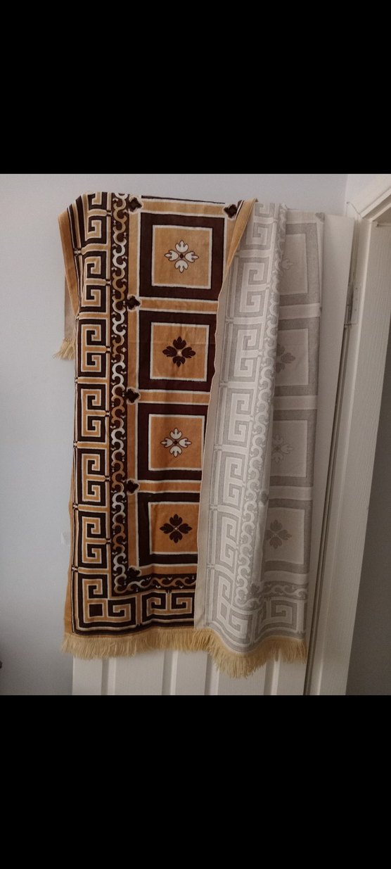 Kahverengi Nakışlı Geleneksel örtü - Görsel 3