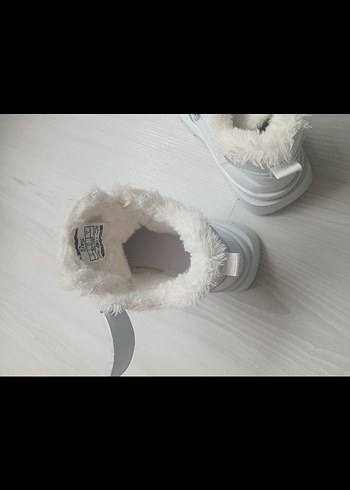 Beyaz Kürklü Platform Kız Spor Ayakkabı - Görsel 4