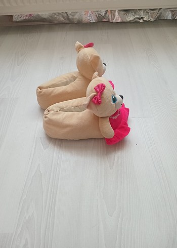 Kız Çocukları için Pembe Peluş Ev Terliklerı - Görsel 3
