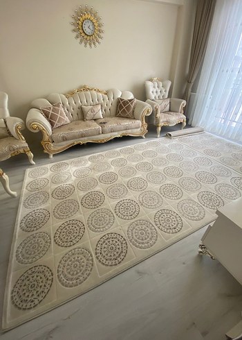 Gri desenli beyaz soyut halı - Görsel 2