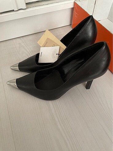 Mango Stiletto