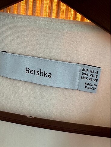 s Beden Bershka üst