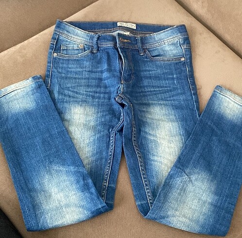 10 yaş kot pantolon