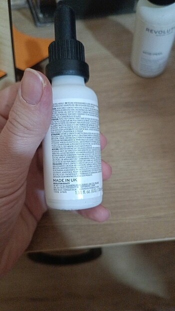 Revolution Revolution serum