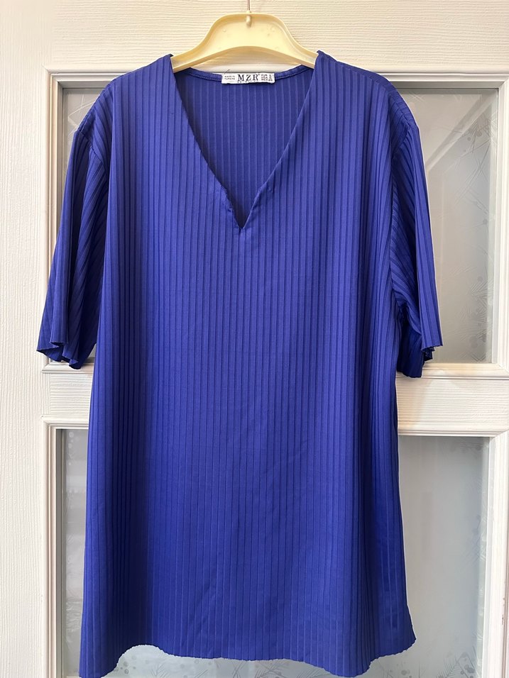 Mavi V Yaka Piliseli Tunik - Görsel 5