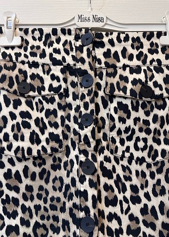 Mango Düğmeli Leopar Desenli Mini Etek - Görsel 2