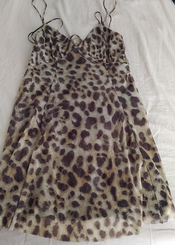 Leopar Desenli V Yakalı Midi Elbise