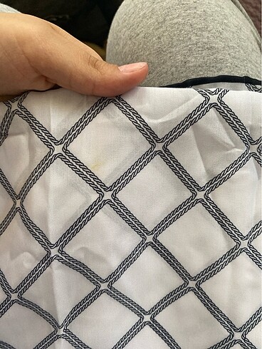 Desenli Eşarp - Görsel 3