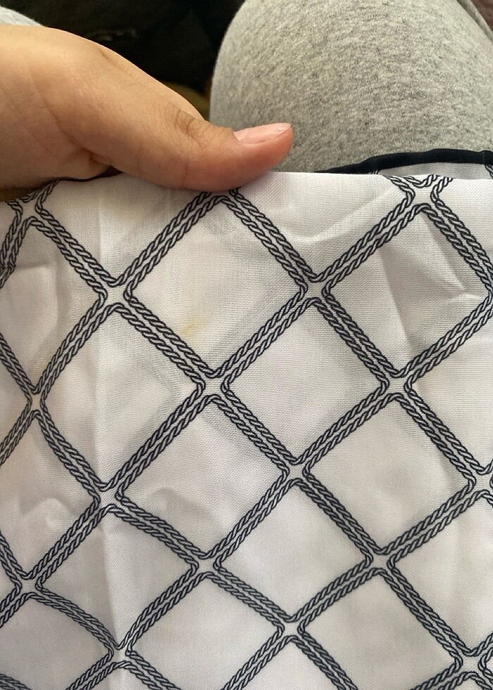 Desenli Eşarp - Görsel 3