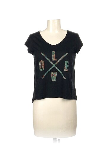 Mavi T-shirt %70 İndirimli.