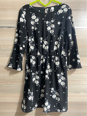 40 Beden siyah Renk H&M Desenli Elbise