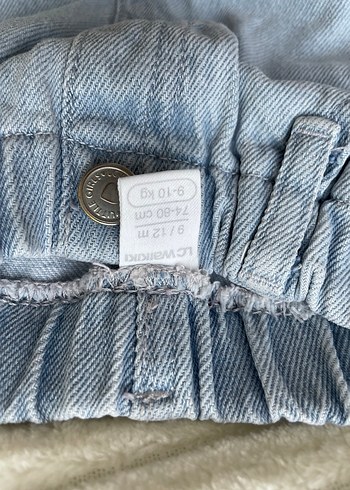 Kelebek Nakışlı Dantel Detaylı Kız Kot Pantolon - Görsel 3